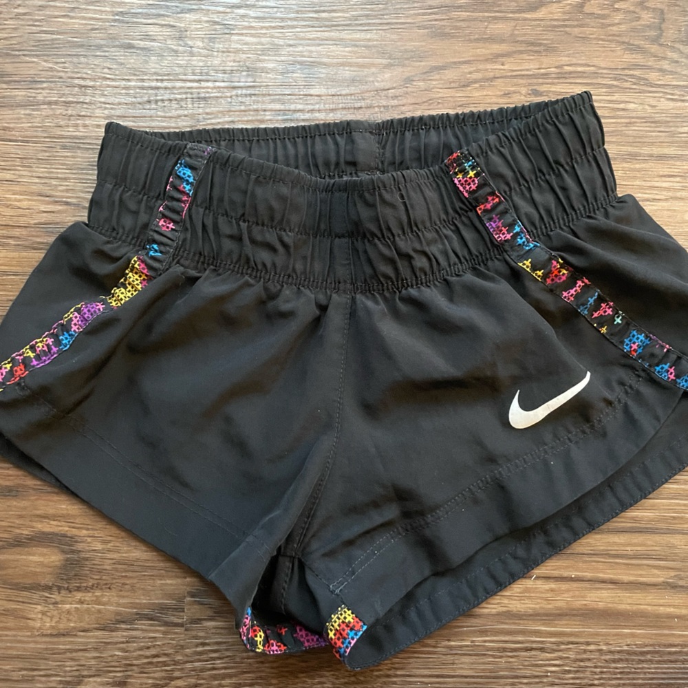 Girls XS Nike running shorts